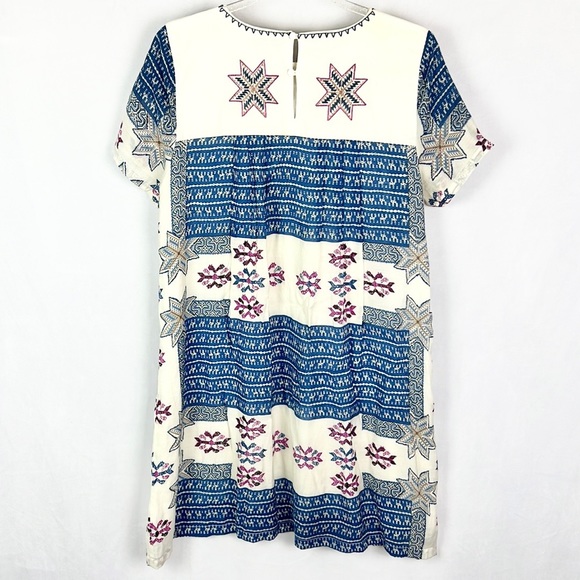 LITTLE WHITE LIES |🧵💗 Cornflower Blue Pink Boho Embroidered Stitch Shift Dress - Picture 2 of 16